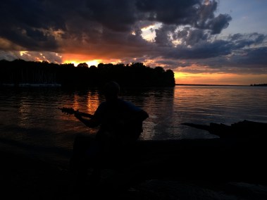 Guitar by Lake Pymatuning 2015